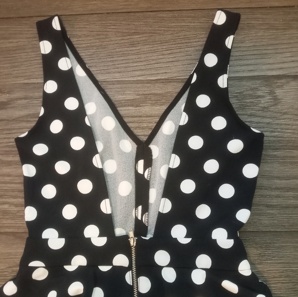 NWT H&M Dress Women's size 4 polka dot - Picture 6 of 8
